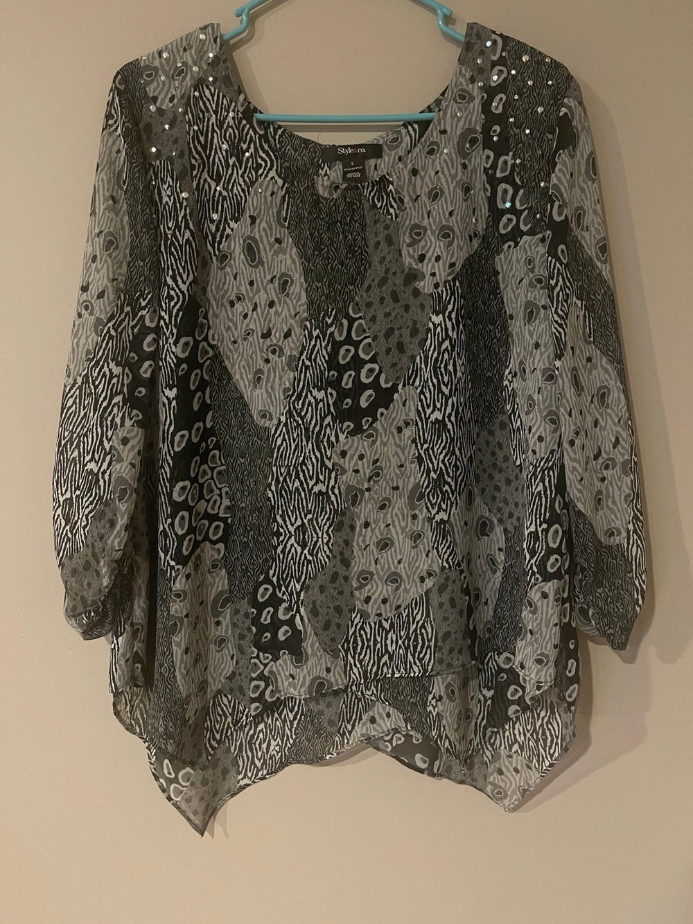 Style & Co. Black and Gray Patterned Tunic Top